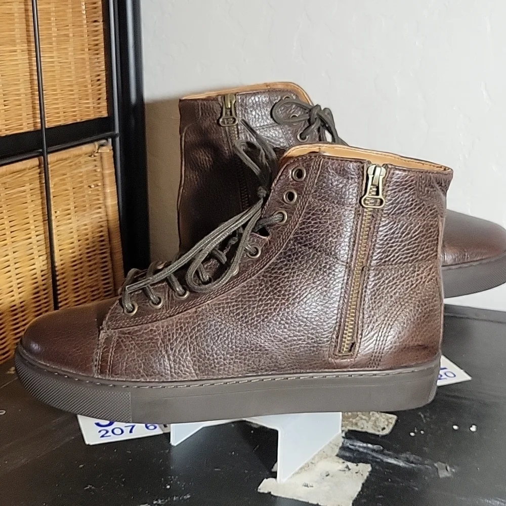 STEVE MADDEN Slash 207 Leather 8 Nwot